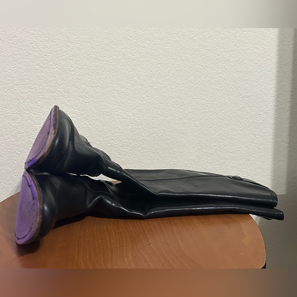 FRYE Melissa Black Leather Equestrian Riding Knee High Boots 7.5B Button Women's - Picture 7 of 13